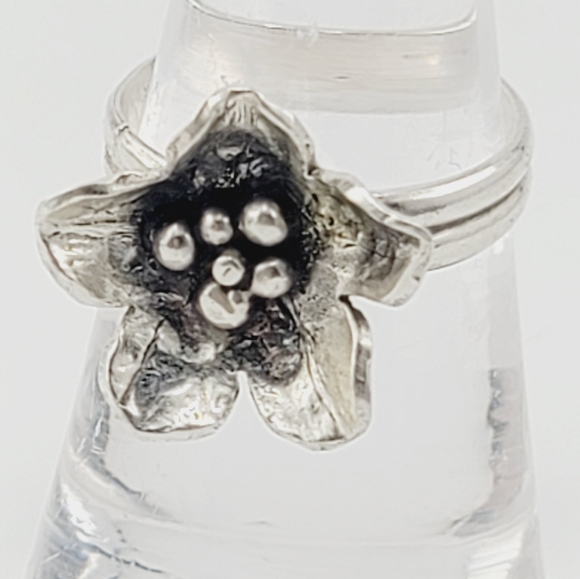 FLOWER RING HANDMADE IN STERLING SILVER METAL Sz 7 - Picture 5 of 7